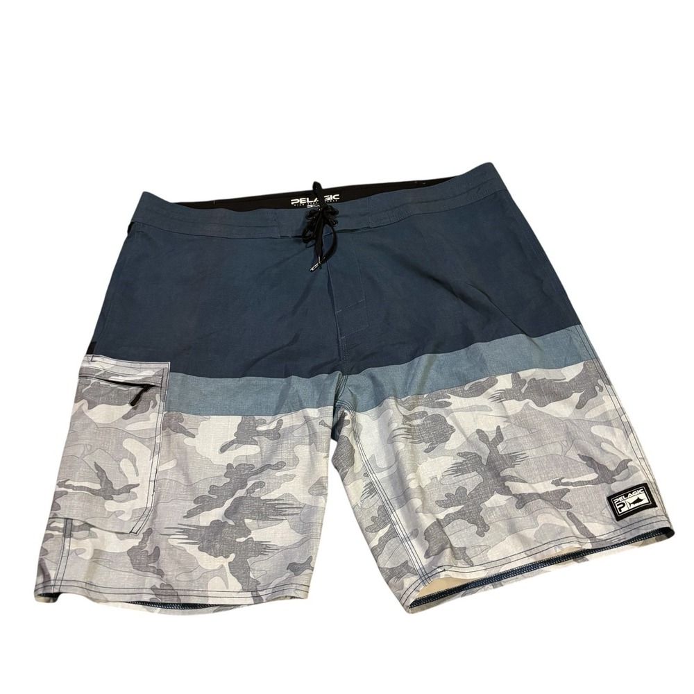 Pelagic Blue Water Board Shorts Blue Camo Mens‎ 40x10 Beach Summer Fishing